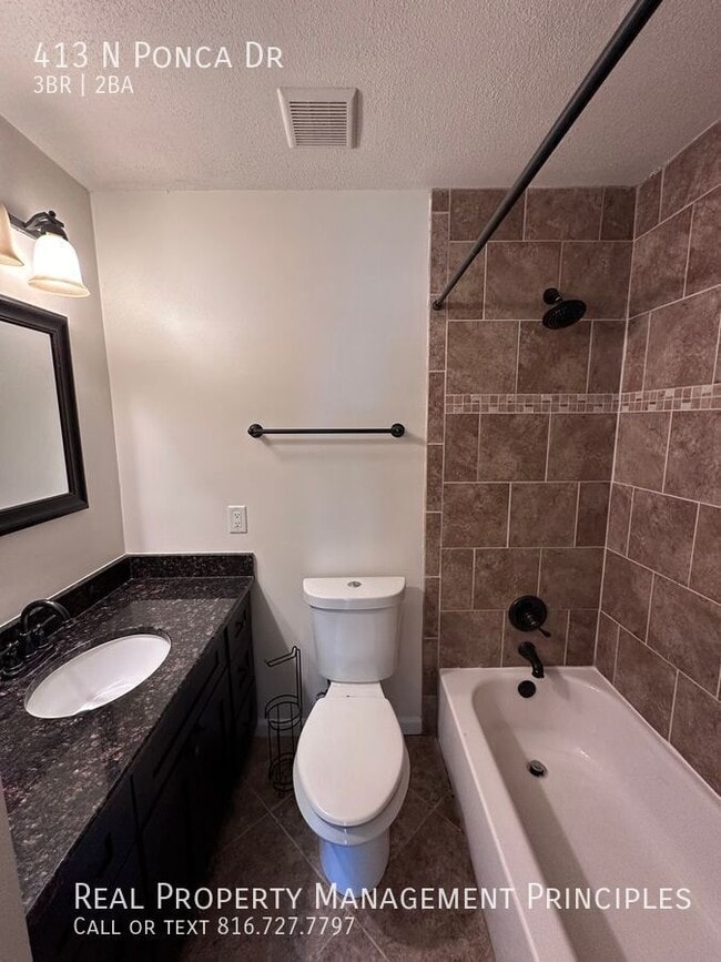 Building Photo - 413 N Ponca Dr