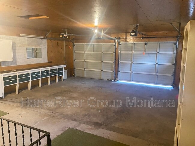 Building Photo - 1808 27th Ave