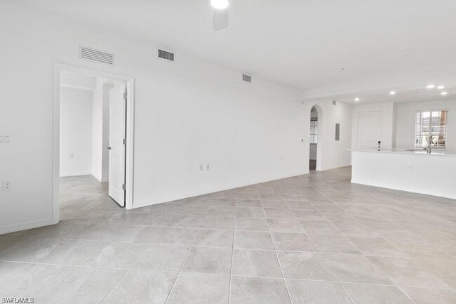 Building Photo - 5651 Double Eagle Cir