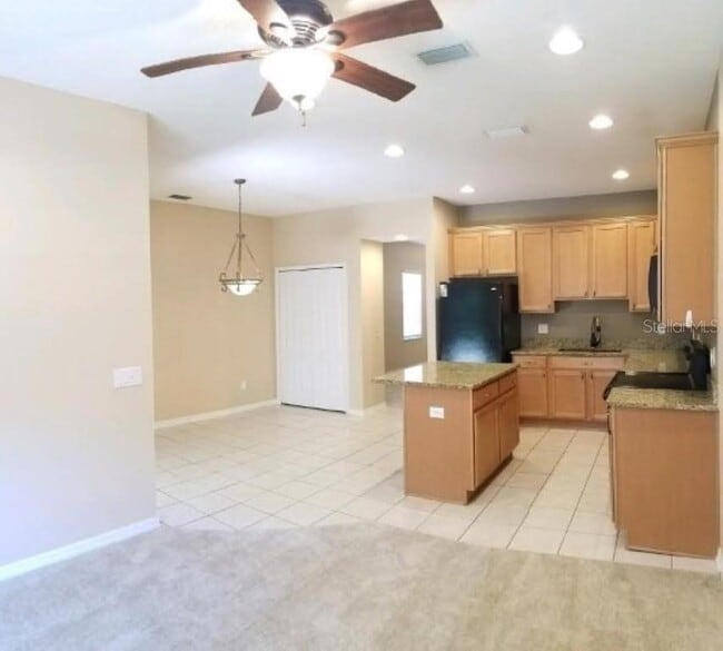 Building Photo - 2841 Girvan Dr