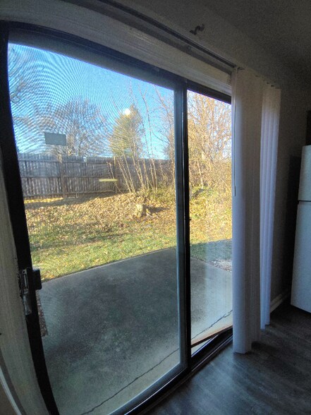 Building Photo - 16 Duiguid Dr