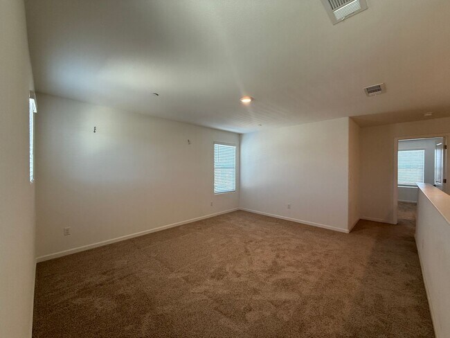 Building Photo - 5531 W Flint Way