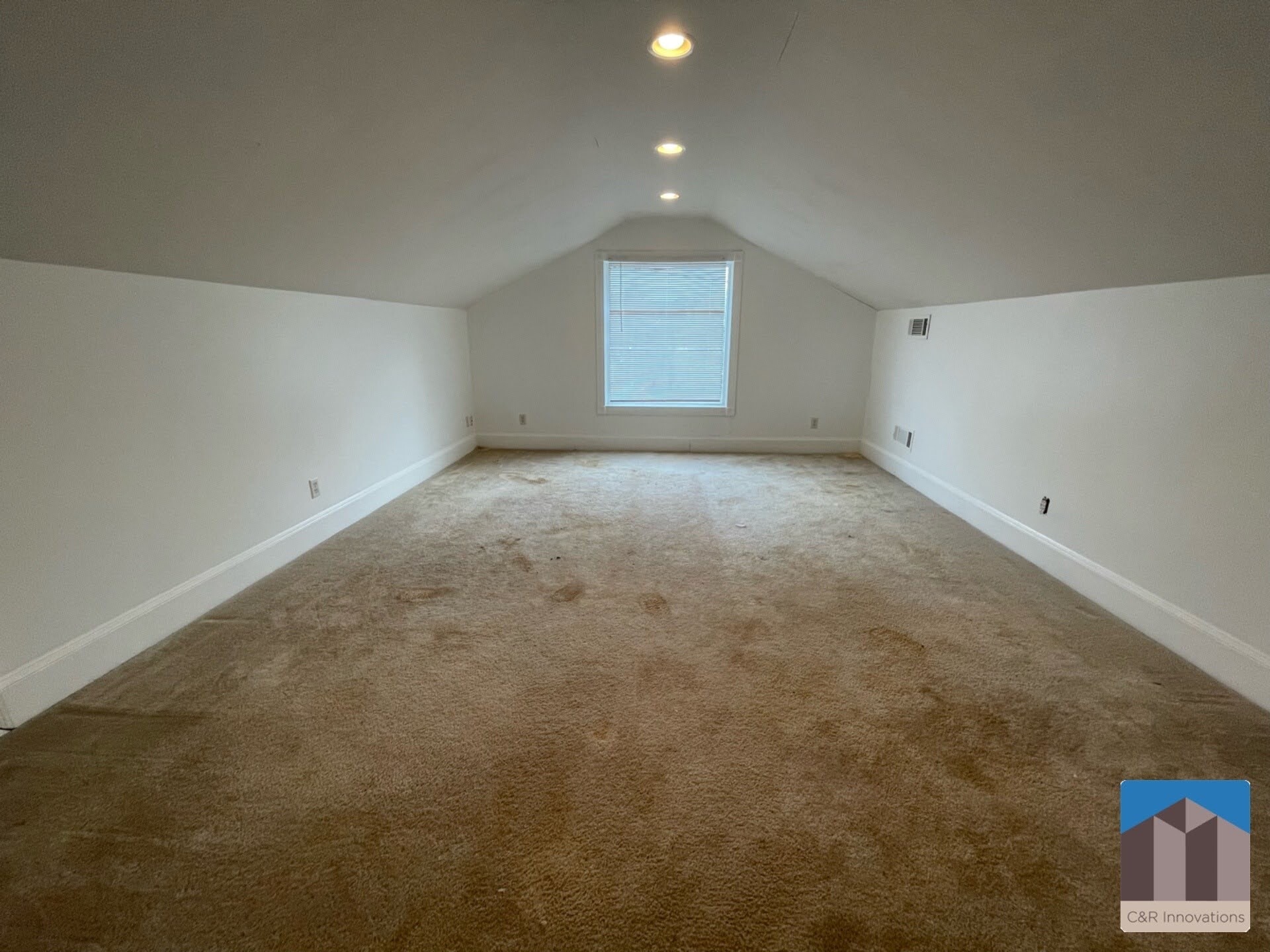 Building Photo - 2273 Windland Dr