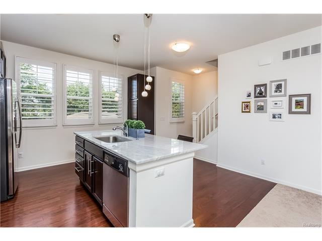 Building Photo - 3070 Kilmer Ave