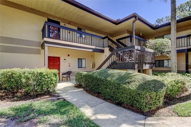 Building Photo - 2673 Sabal Springs Cir
