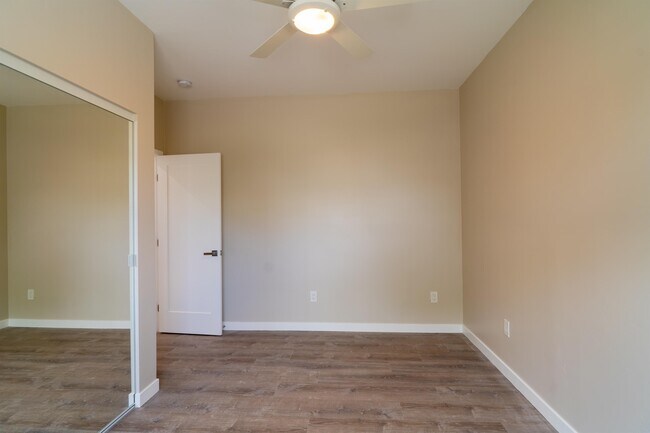 Building Photo - 4929 College Ave