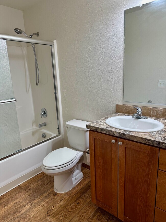 Building Photo - 293 Sowell Dr