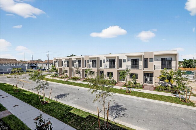 Building Photo - 13883 SW 262nd St
