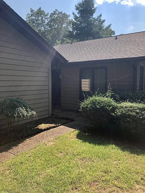 Primary Photo - Condo for Rent in Greer