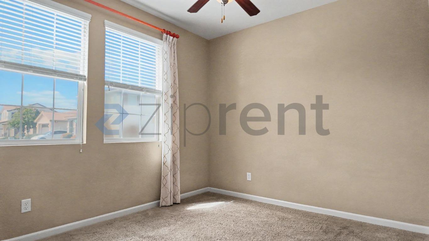 Building Photo - Unit