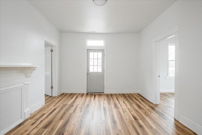 Building Photo - 2726 Alexander Ave