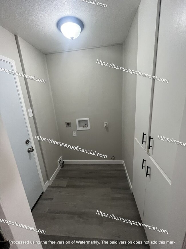 Building Photo - Nice Home For Rent