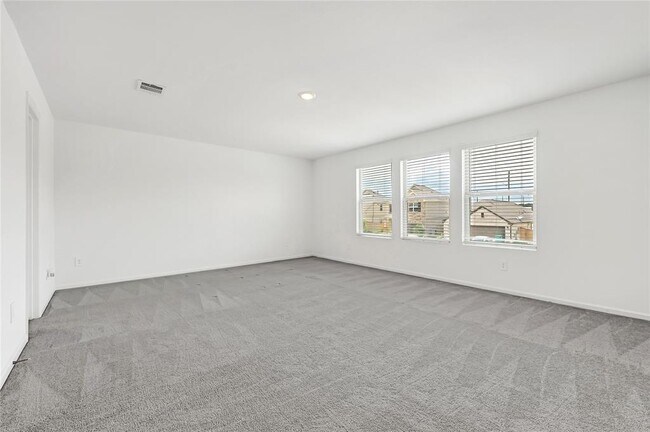 Building Photo - 227 River Grv Ct