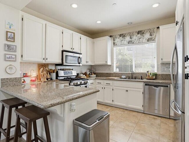 Building Photo - Stylish 3BR Home in Santee | Solar | Garage | Resort-Style Amenities