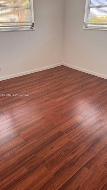 Building Photo - 2615 NE 3rd Ct