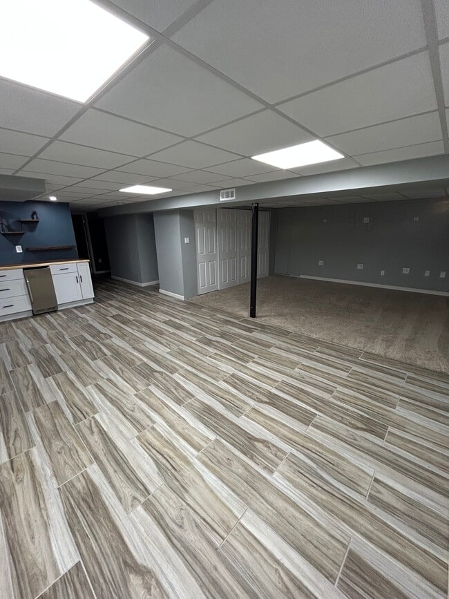 Building Photo - 6838 Moccasin St