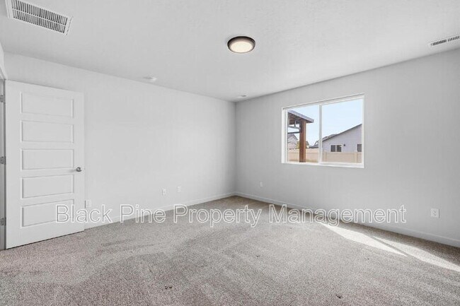 Building Photo - 7631 E Merganser Dr