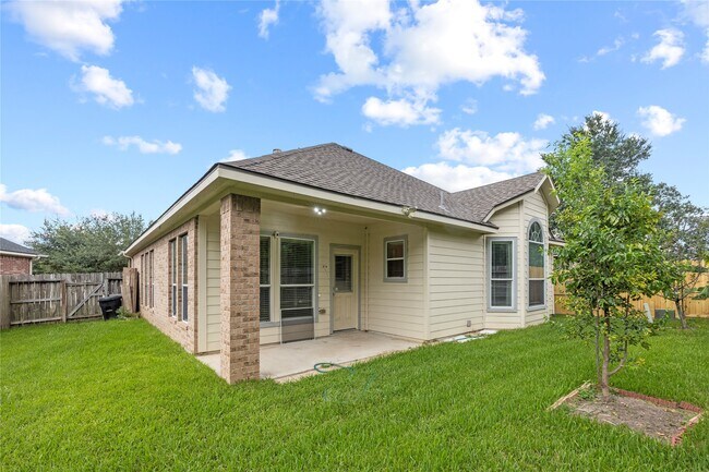 Building Photo - 9906 Taylor Springs Ln