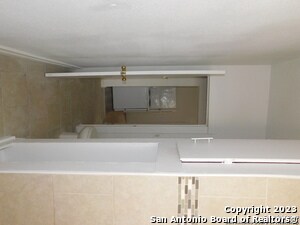 Building Photo - 1521 Hays St