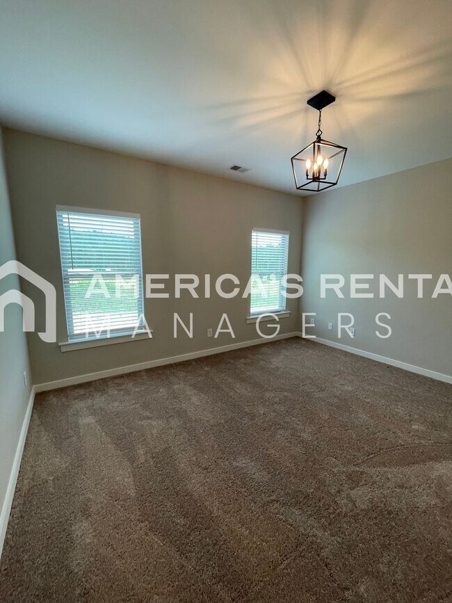 Building Photo - Home for Rent in Brookwood, AL!!! View wit...