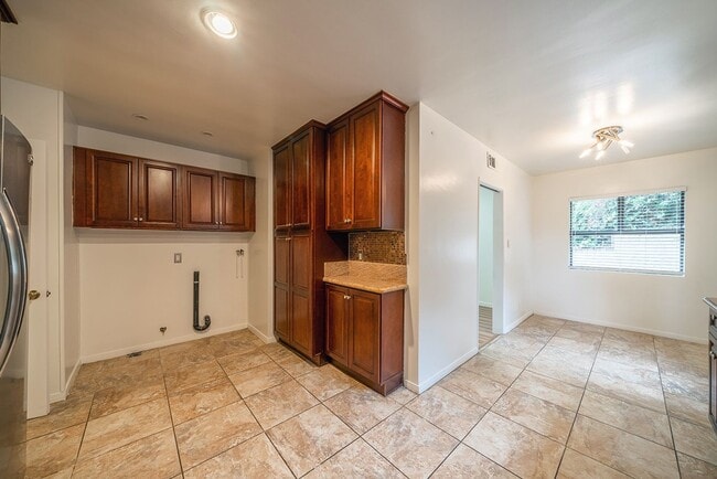 Building Photo - Beautiful Rancho Palos Verdes Home