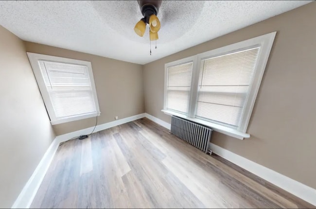 Building Photo - Renovated Twin Home Now Available for Immediate Move In