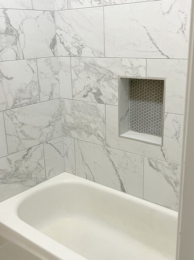 Building Photo - 24031 N 73rd Pl