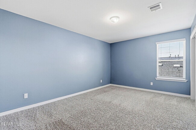 Building Photo - 2300 Sammy Cervantes St