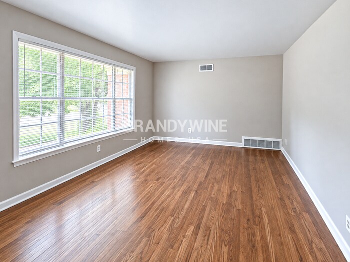 Building Photo - 5139 Rolling Meadows Dr
