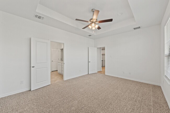 Building Photo - 7228 Caladium Dr