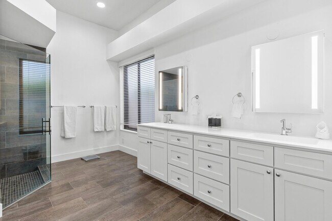 Building Photo - 2493 NW 64th St
