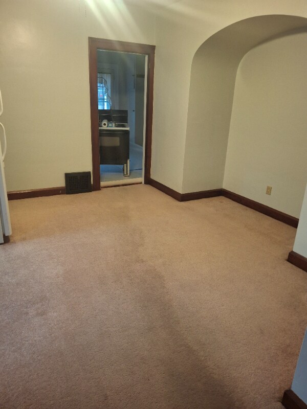 Building Photo - 149 Eastern Heights Blvd