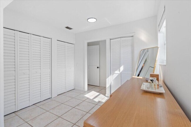 Building Photo - 2070 Madeira Drive 5, Weston, FL 33327