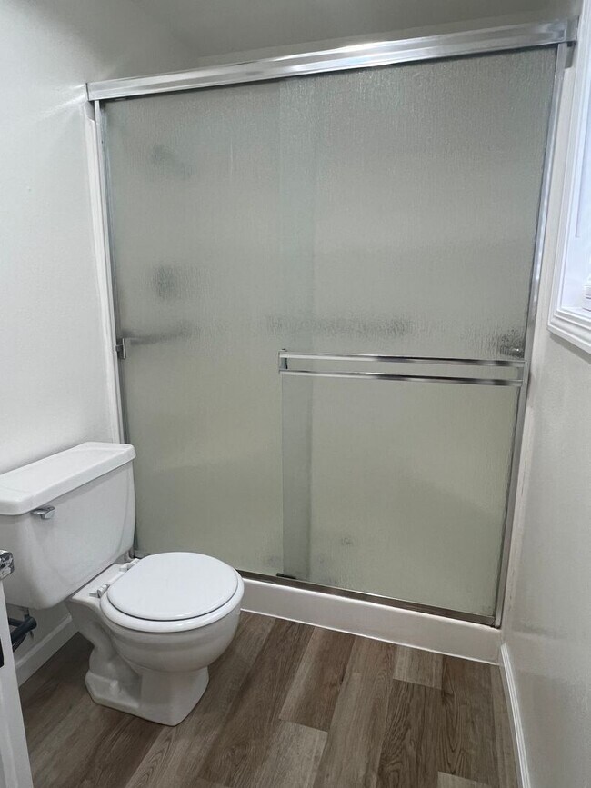 Building Photo - ALL NEW...Flooring/Fixtures/Paint...MUST SEE!