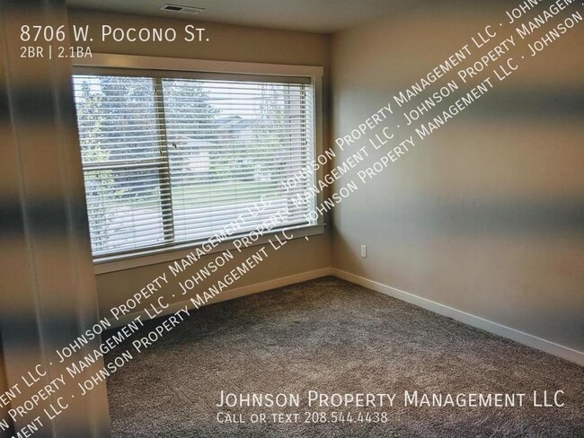 Building Photo - 8706 W Pocono St