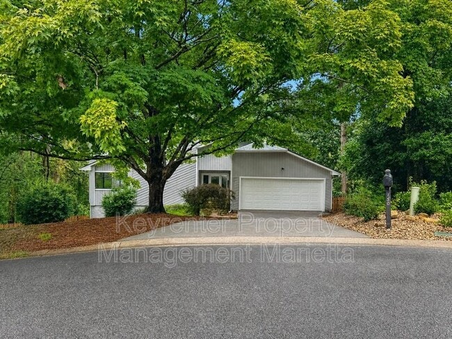 Building Photo - 150 Hitching Post Ct SE