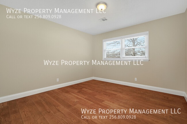 Building Photo - 2105 Manassas Dr SW