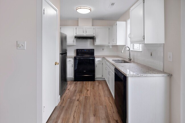 Building Photo - 191 Jonathon Dayton Ct