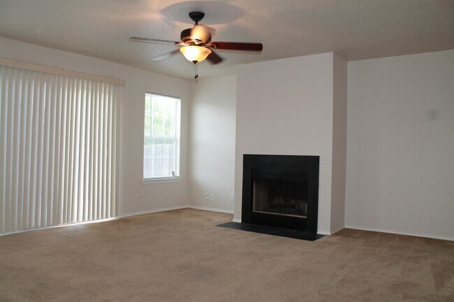 Building Photo - 7631 Bedford Cr