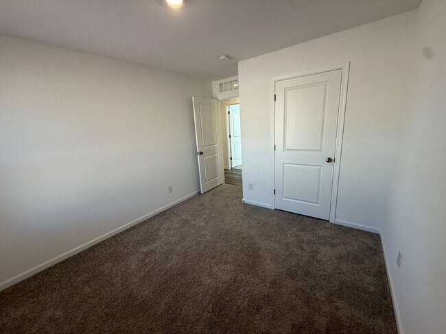 Building Photo - 1473 Jaycie Dr