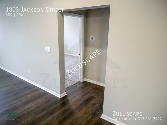 Building Photo - HALF OFF 1st MONTH RENT….1803 Jackson Stre...