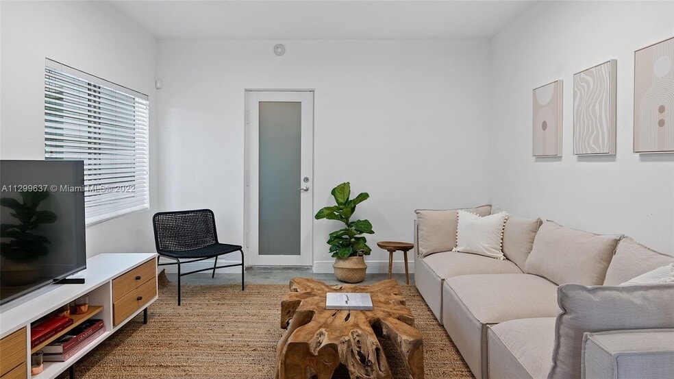 Building Photo - 1310 Flamingo Way