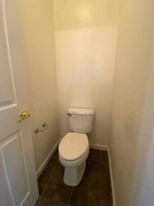 Building Photo - 3530 Callison Dr
