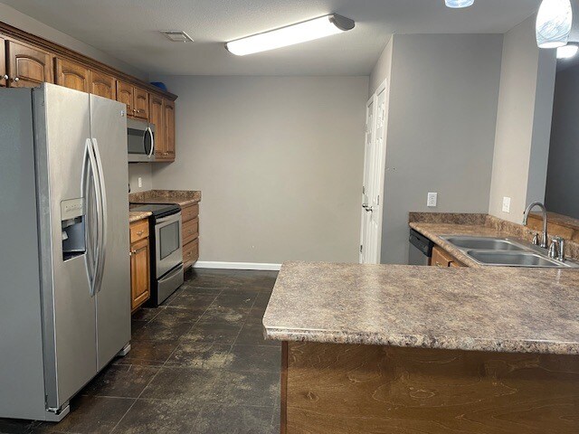 Building Photo - 504 Dana Dr