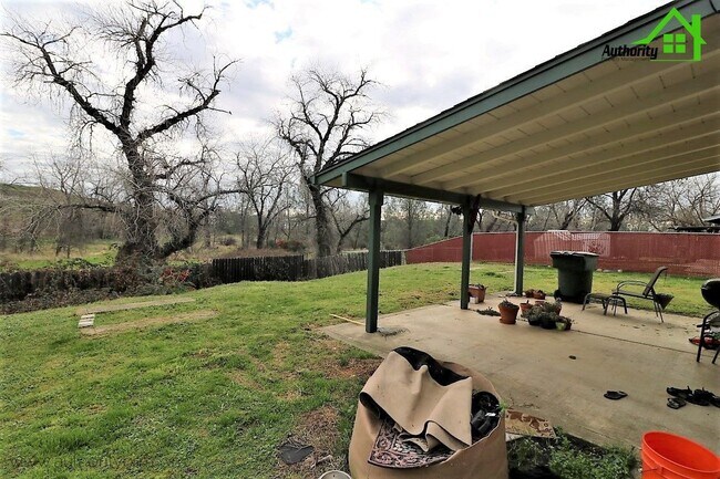Building Photo - 1156 Jaxon Way