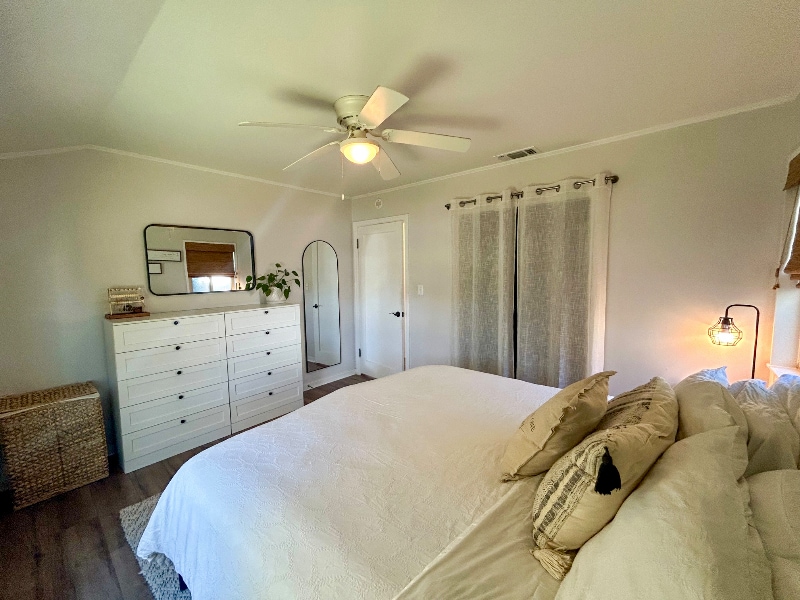 Building Photo - 18 Vista Grande Ave