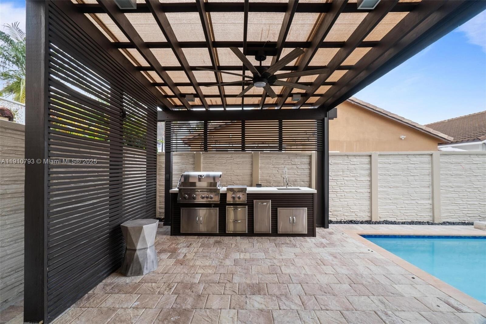 Building Photo - 9173 NW 147th Ter