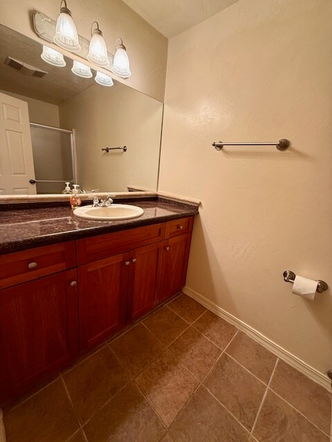 Building Photo - 325 C St