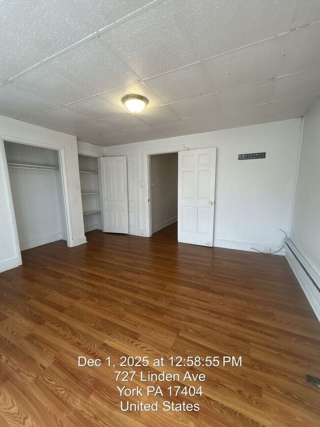 Building Photo - 727 Linden Ave