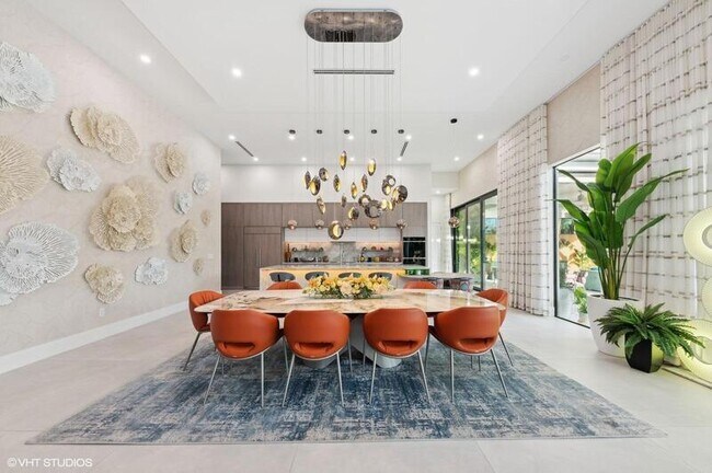 Building Photo - 8533 N Native Dancer Rd